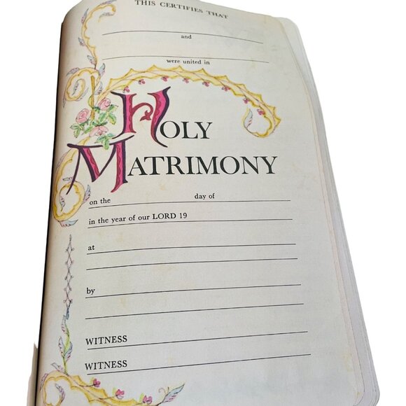 Holy Bible Large Print Black Pleather Cover Gold Gilded Edges 9 1/2x 2" x 6 1/2" - Picture 12 of 13